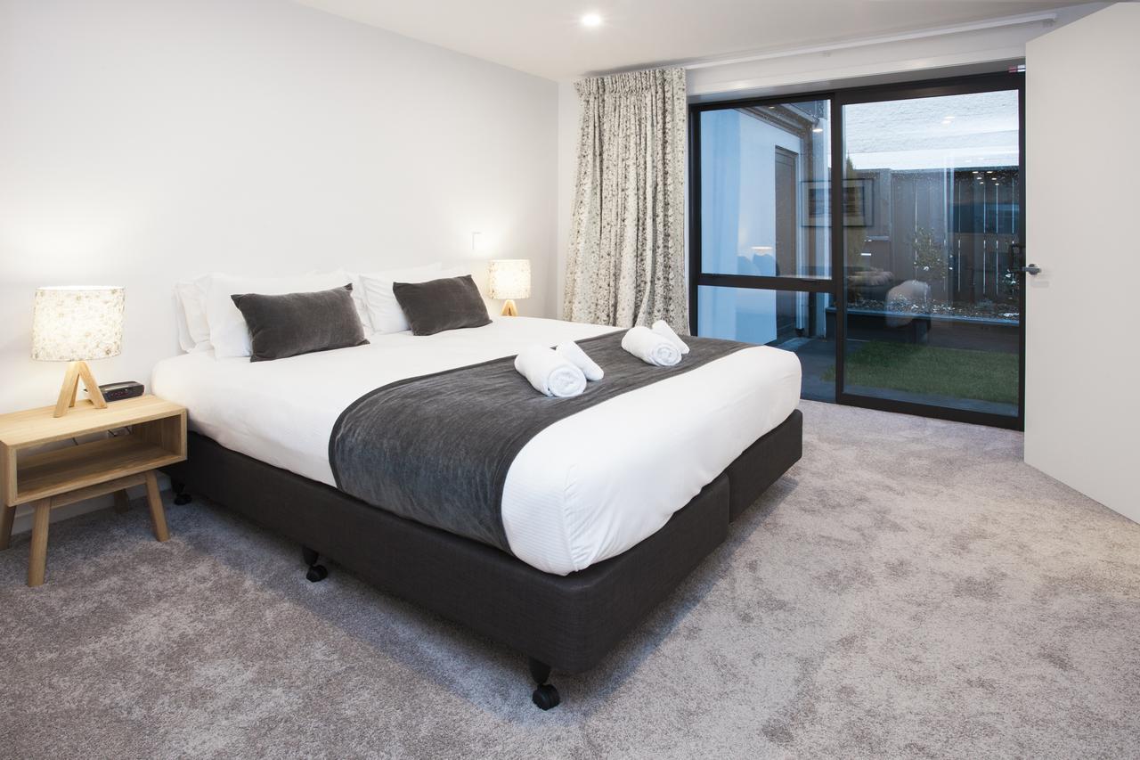 Dungarvon Street Apartments Wanaka Exterior photo